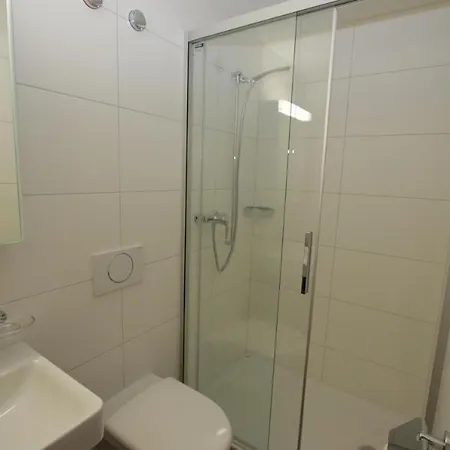 Hostel Sonnenberg *